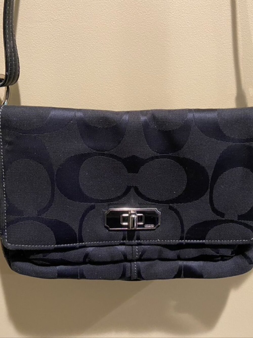 Coach Handbag - Picture 5 of 7
